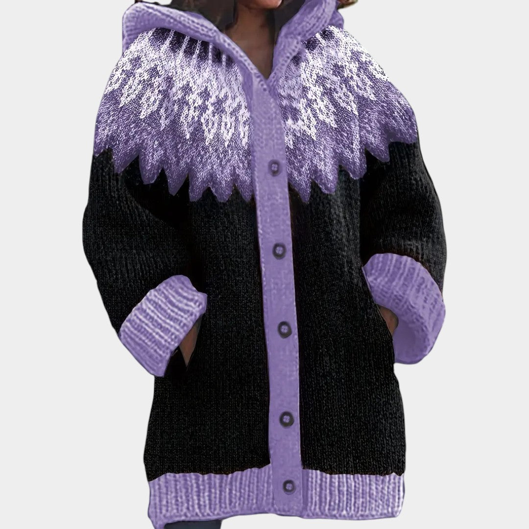 Klára - Brīvs džemperis ar kapuci