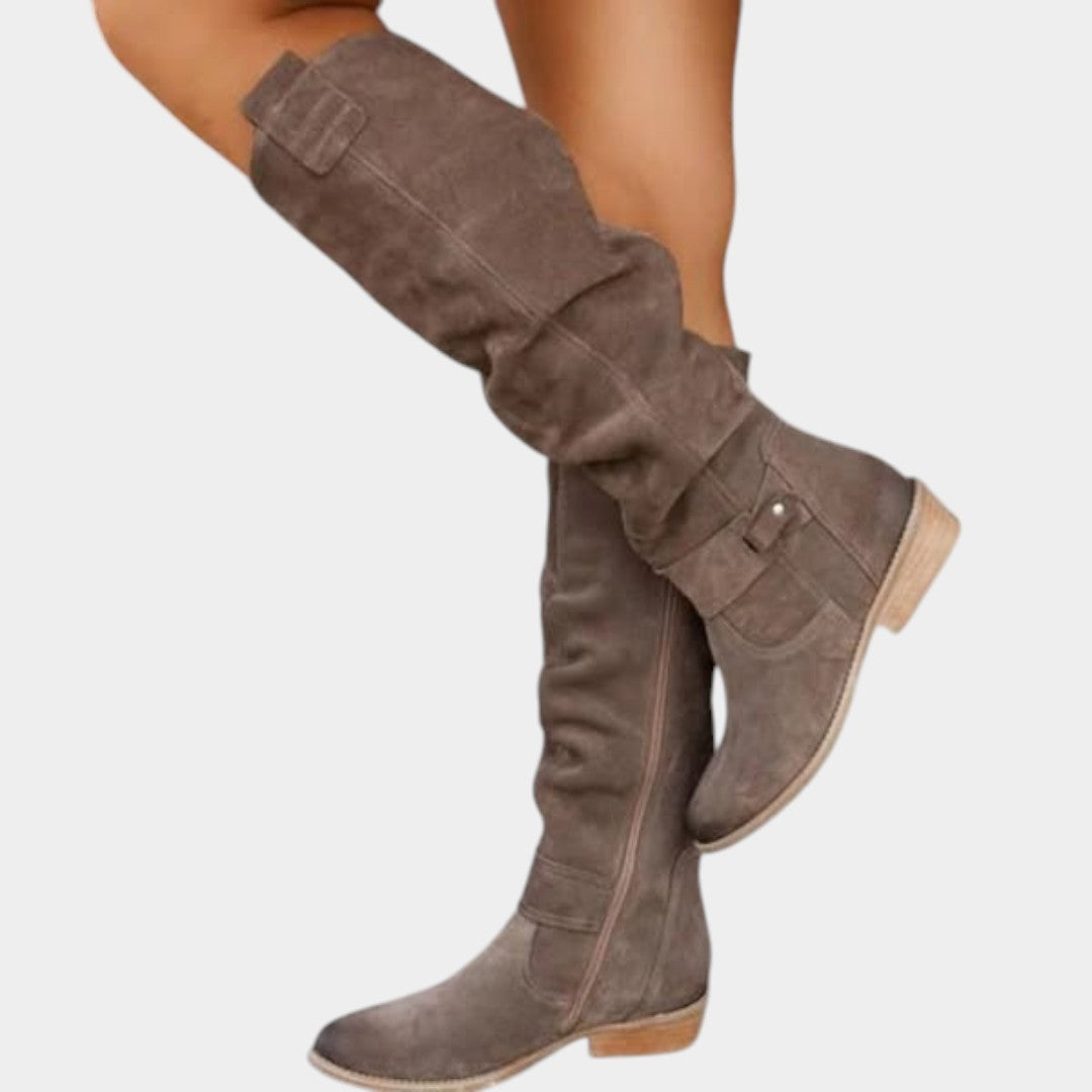 Elīna – Silti un ērti zamša zābaki sievietēm