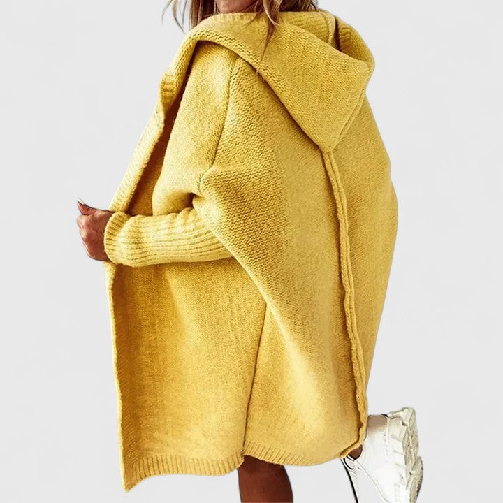 Daniela – Garš džemperis ar kapuci