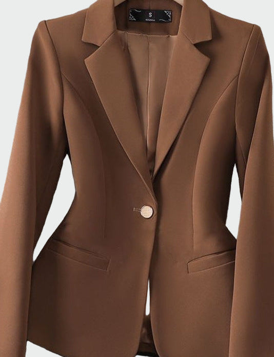 Emīlija - Blazeris modernā eleganta griezumā